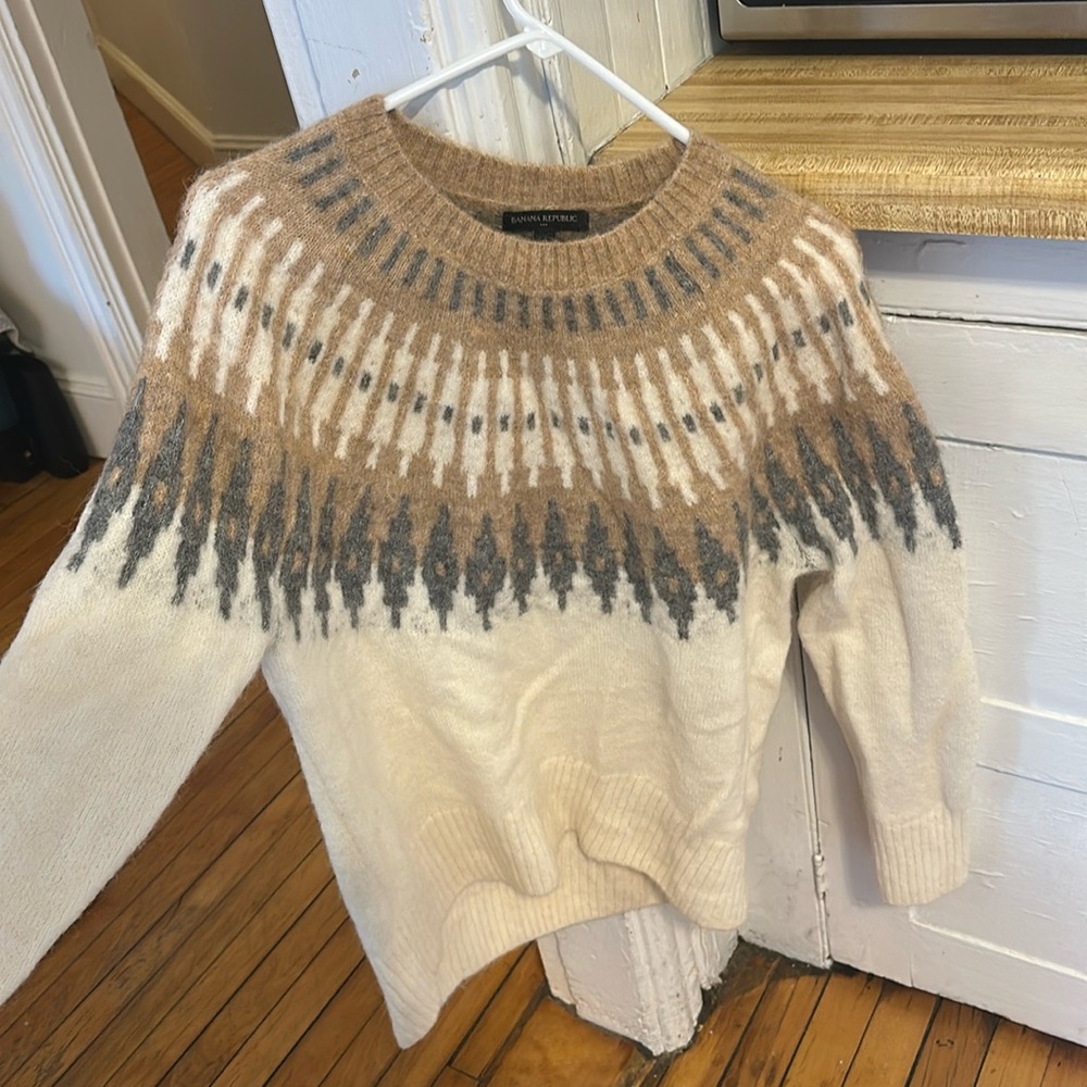 Banana republic sweater